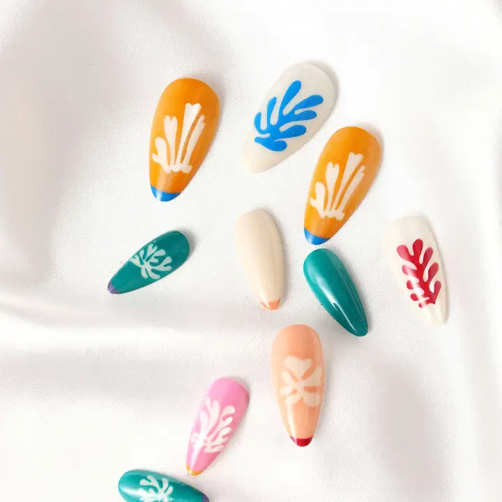 Matisse Snow Flowers Press On Nails