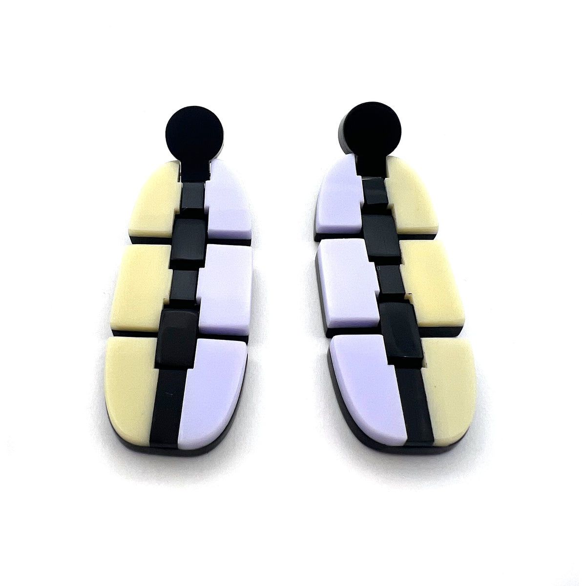 Panorama Link Earrings Vanilla/Black