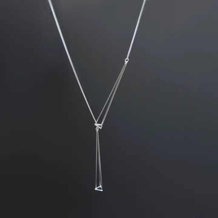 Glint Short Lariat Necklace