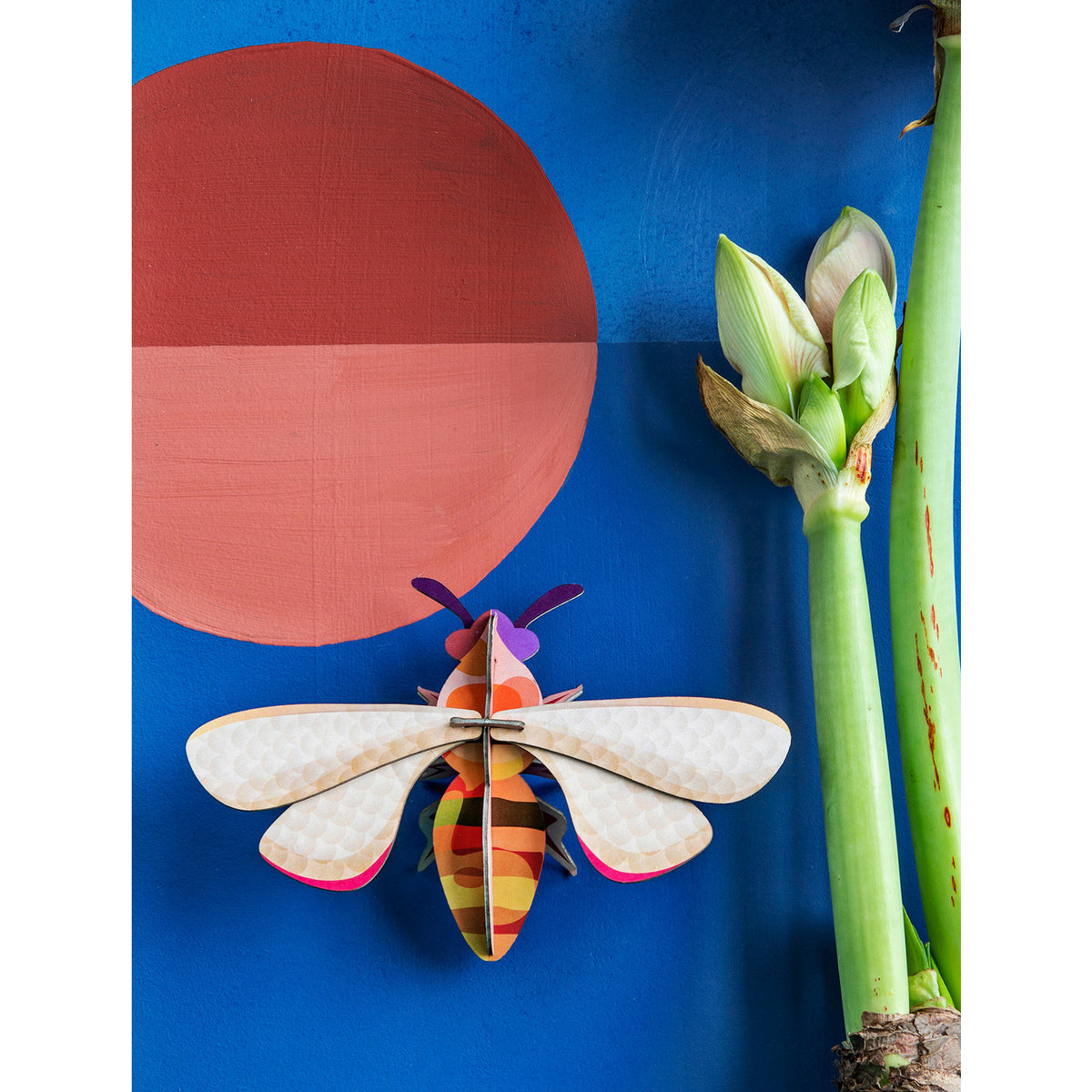 Décoration murale abeille + kit de construction