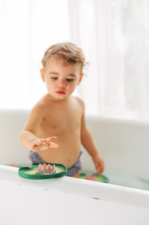 Water Lily Bath Toy