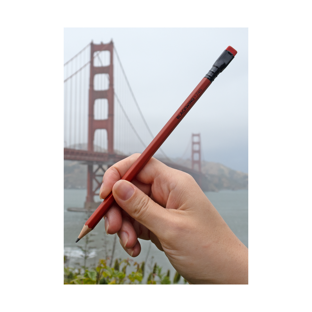 Blackwing Volume 746 Pencil Set of 12 - Golden Gate Bridge