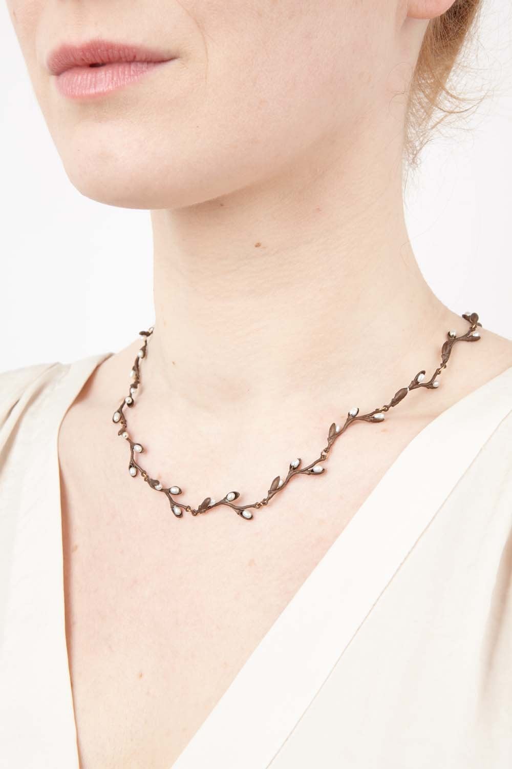 Collier contour en saule chaton - Michael Michaud Design